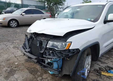 2018 Jeep Grand Cherokee Laredo 4X4 из США, поврежденный, VIN 1C4RJFAG4JC390846